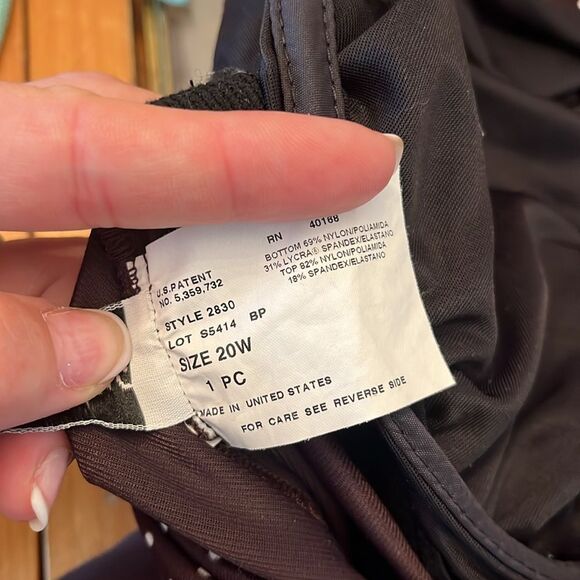 NWOT Miraclesuit Brown and White Polka Dot Swimsuit - Picture 3 of 8